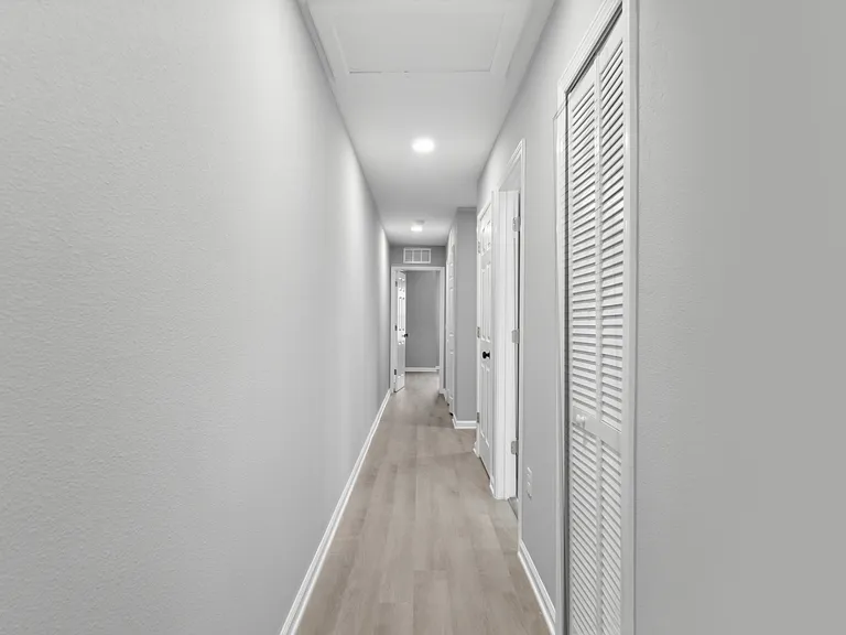 3229 Lenox Ave #1 — Photo 14