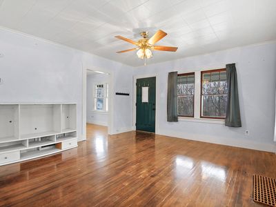 1218 Fisk Ave, Moberly, MO, 65270