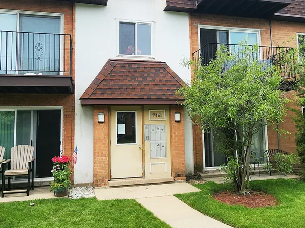 9468 Bay Colony Dr APT 3N, Des Plaines, IL 60016