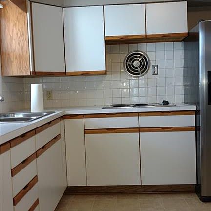 5th image of 309 W Radiance Dr