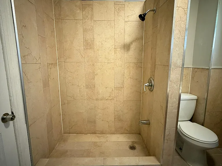 362 Livingston Ave #1 — Photo 9