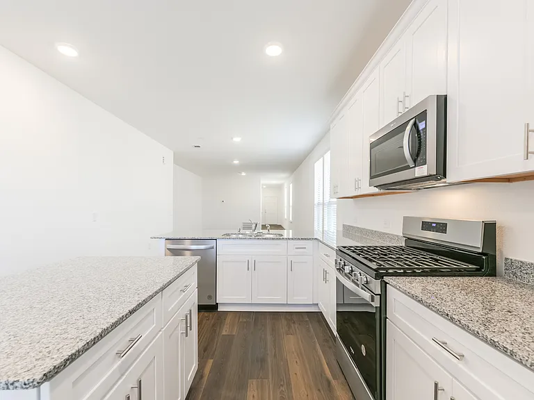 14483 Cedar Ledge Ln — Photo 21