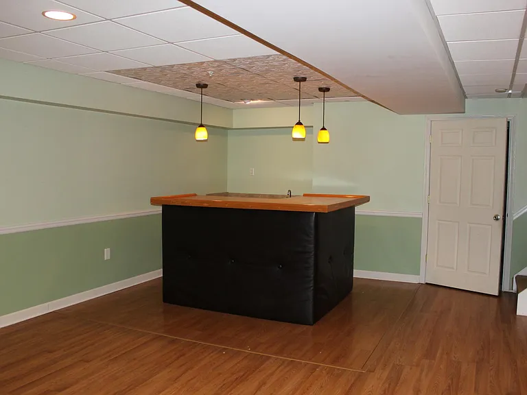 206 Hampshire Dr — Photo 13