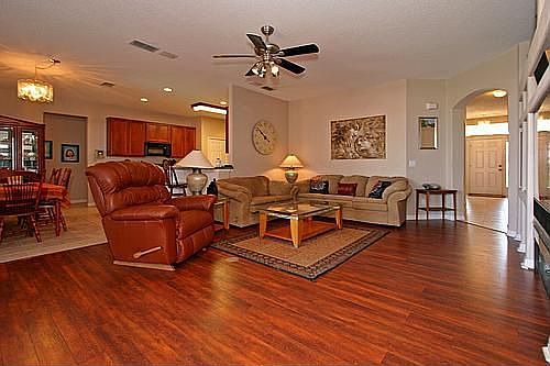 5th image of 260 Rob Roy Dr