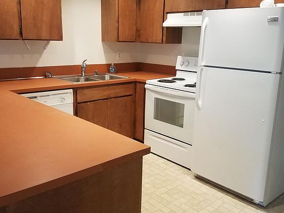 3rd image of 12728 51st Ave NE
