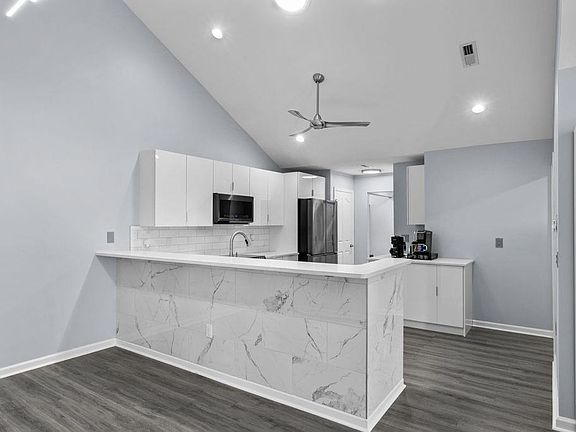5th image of 168 Stonegate Blvd. #168