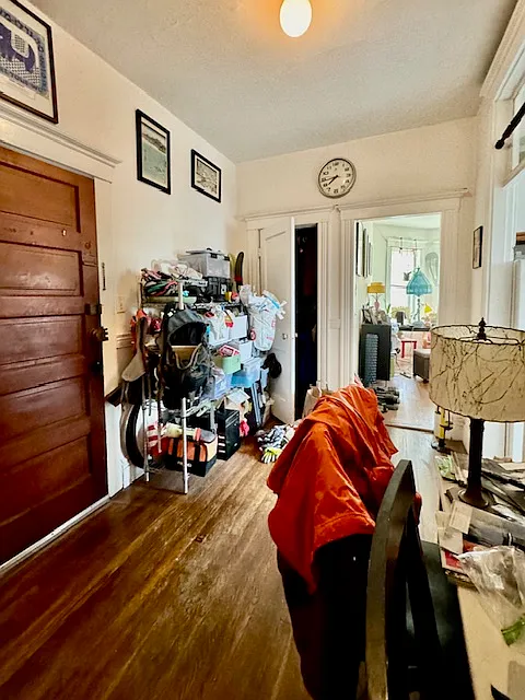 Building Photo - 193 Strathmore Rd #15