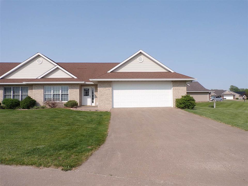 1487 Ridgeview Ave, West Liberty, IA 52776 Zillow
