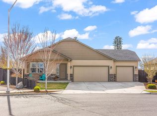 833 NW 26th Way, Redmond, OR 97756