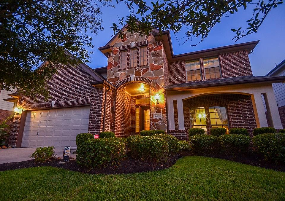 1st image of 27331 Royal Canyon Ln