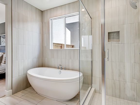 Owner s spa bath bathtub