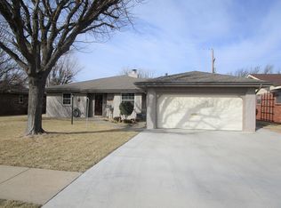 2717 Comanche Trl, Pampa, TX 79065