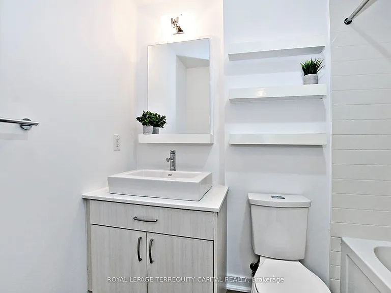 9201 Yonge St #NW-407 — Photo 18