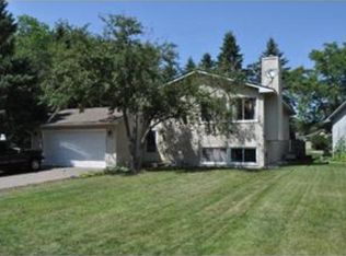 7608 Carillon Plz E, Woodbury, MN 55125