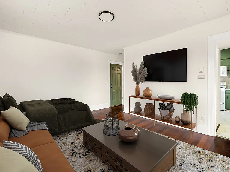 112 E 1st St #204 — Photo 6