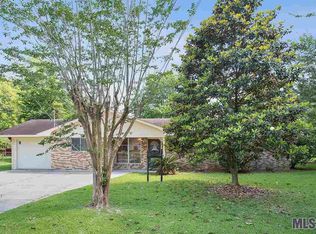 4018 Chestnut St, Zachary, LA 70791