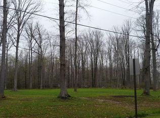 2595 Cardinal Dr, Roaming shores, OH 44084