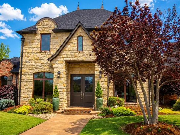 8825 Legacy Crossing Dr, Oklahoma City, OK 73169