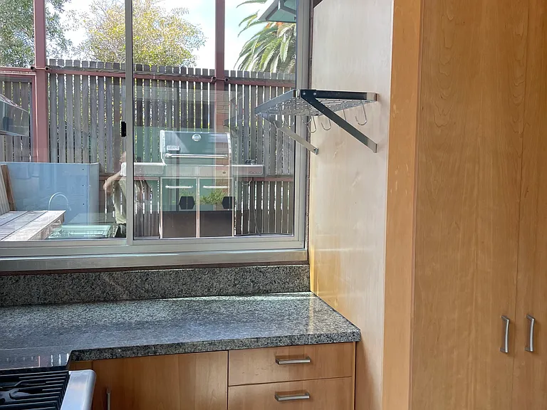 530 Brooks Ave — Photo 12