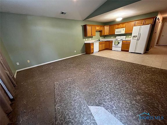 4th image of 589 Briarheath Dr