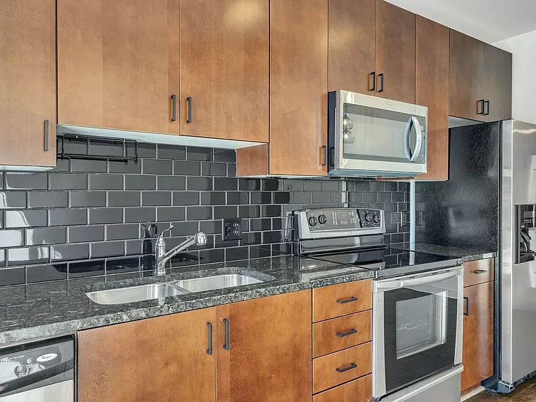 301 Demonbreun St #707 — Photo 23