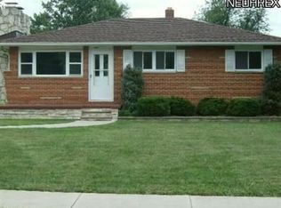 13466 Yager Dr, Strongsville, OH 44136