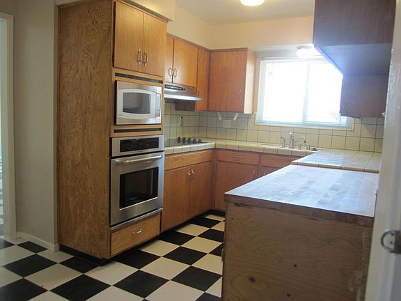 2nd image of 6606 Templeton Dr