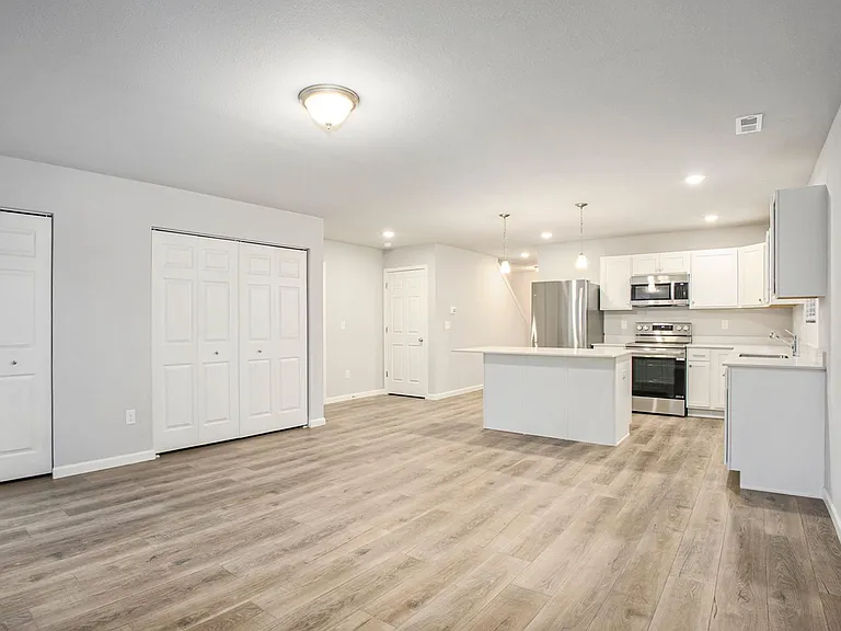 5016A Birchwood Ln — Photo 7