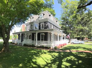 35 Mead Ave, Cos Cob, CT 06807