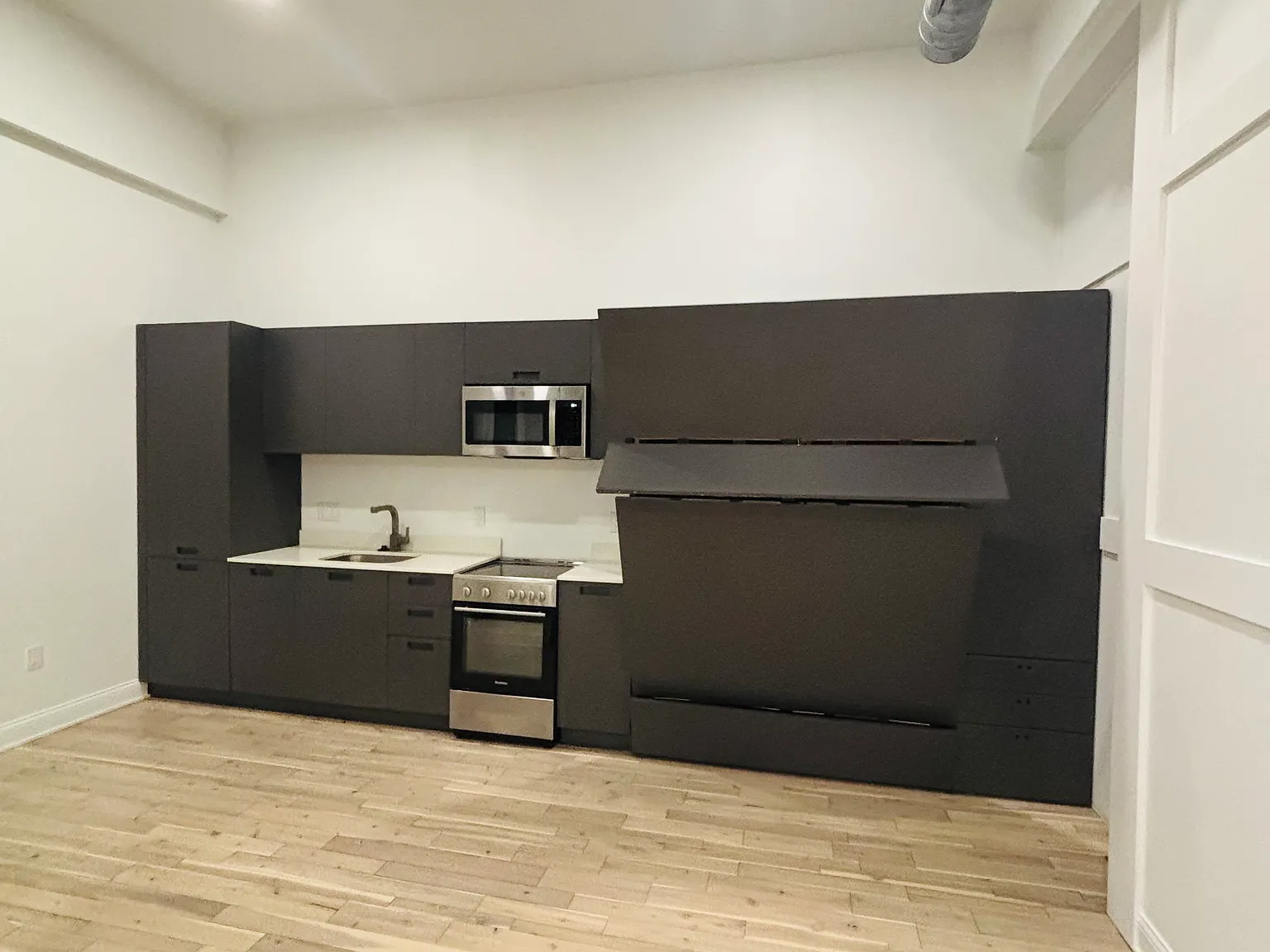 Studio, $1,150 — Photo 2