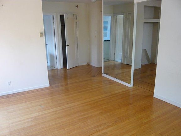 2nd image of 1-147 Henry St