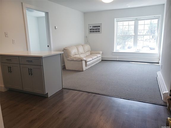 2nd image of 100 Mariners Way APT 302