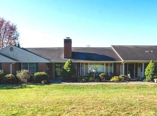 5611 Sharon Dr, Glen Arm, MD 21057
