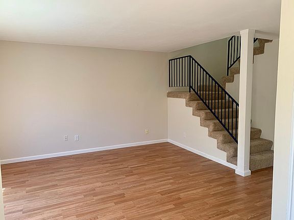 5th image of 3127 Loma Verde Dr APT 19