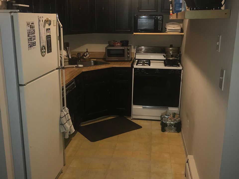 2nd image of 24020 68th Ave #1