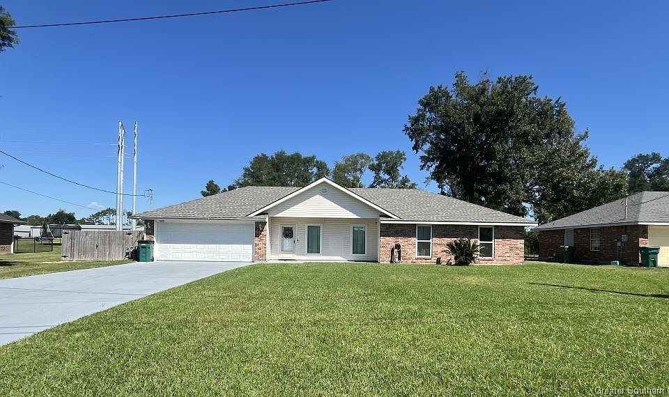 1st image of 1212 Katy Ln