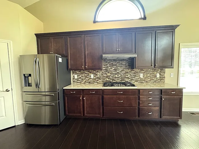 1166 Lenox Ct — Photo 10