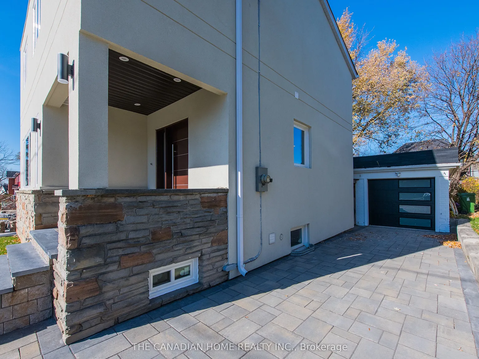 2 bed, $1,900 — Photo 2