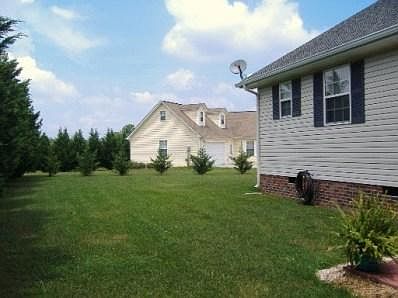 5th image of 105 Summer Breeze Ln