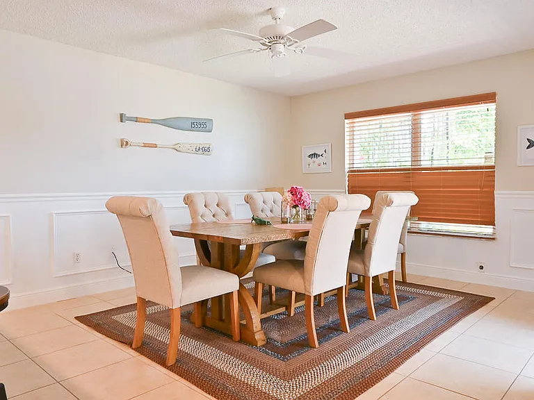 12828 Meadowbreeze Dr — Photo 21