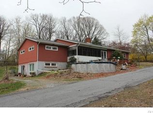 372 Oldt Rd, Breinigsville, PA 18031