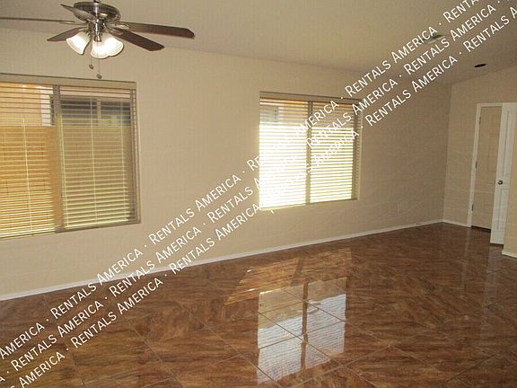 5th image of 1328 E Natasha Dr