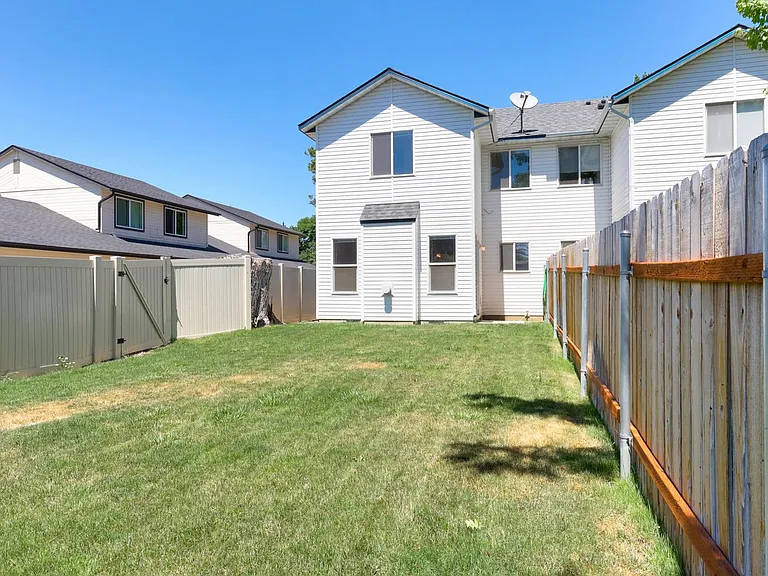 3183 W Cherry Ln — Photo 16