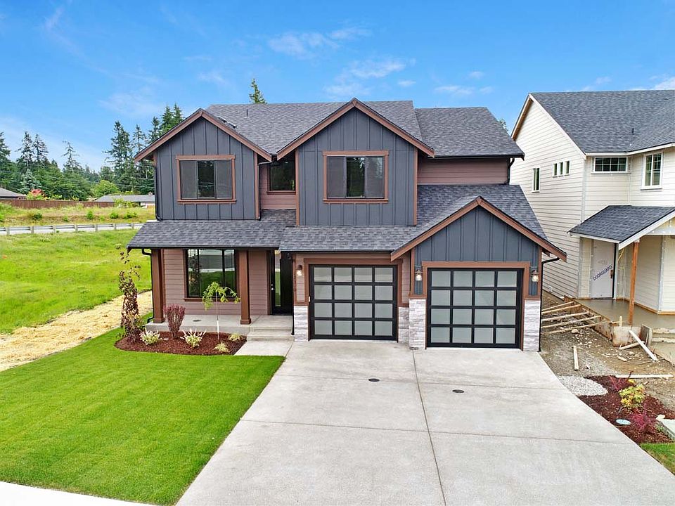 3,168 sq. ft.6 beds, 3 baths, formal dining, guest roombath on main