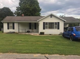 705 Agnes St, Crane, MO 65633
