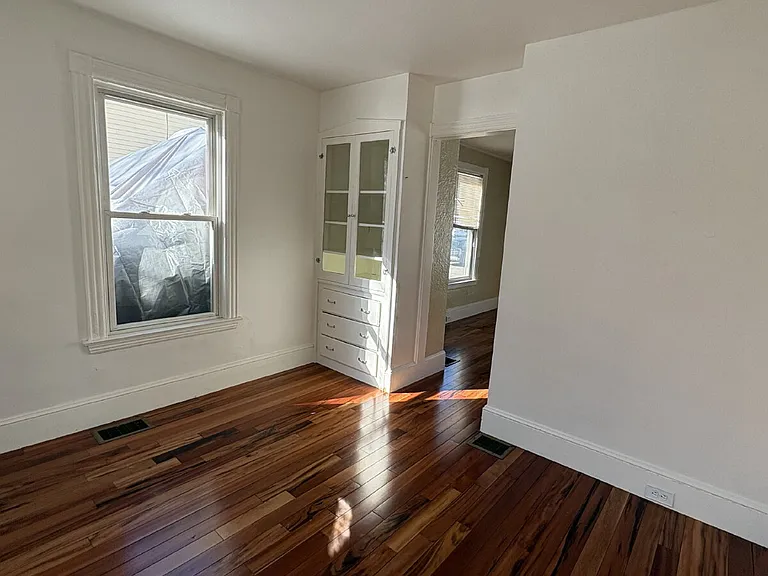 670 Main St — Photo 15