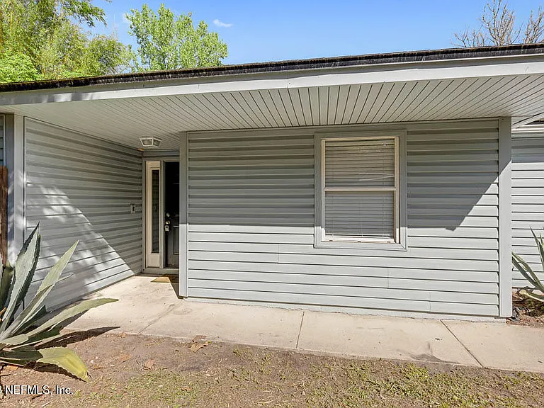 3811 Autumn Leaf Ct — Photo 3