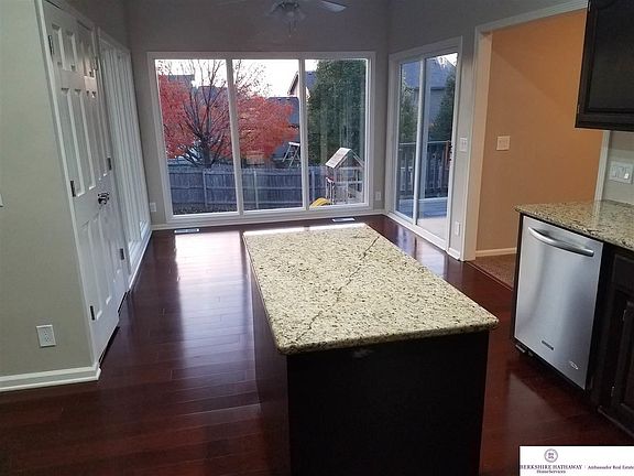 3rd image of 4012 N 157th St