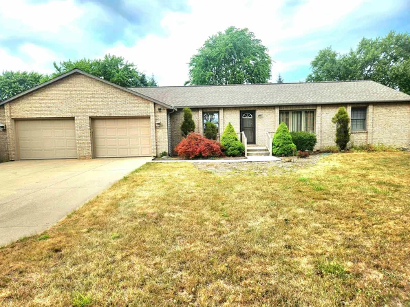 808 W Nebobish Rd, Essexville, MI 48732