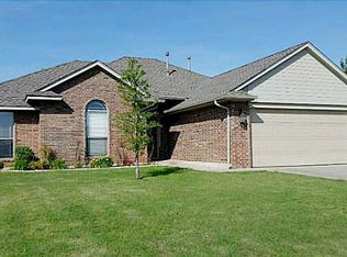 2704 Faint Ridge Way NE, Piedmont, OK 73078